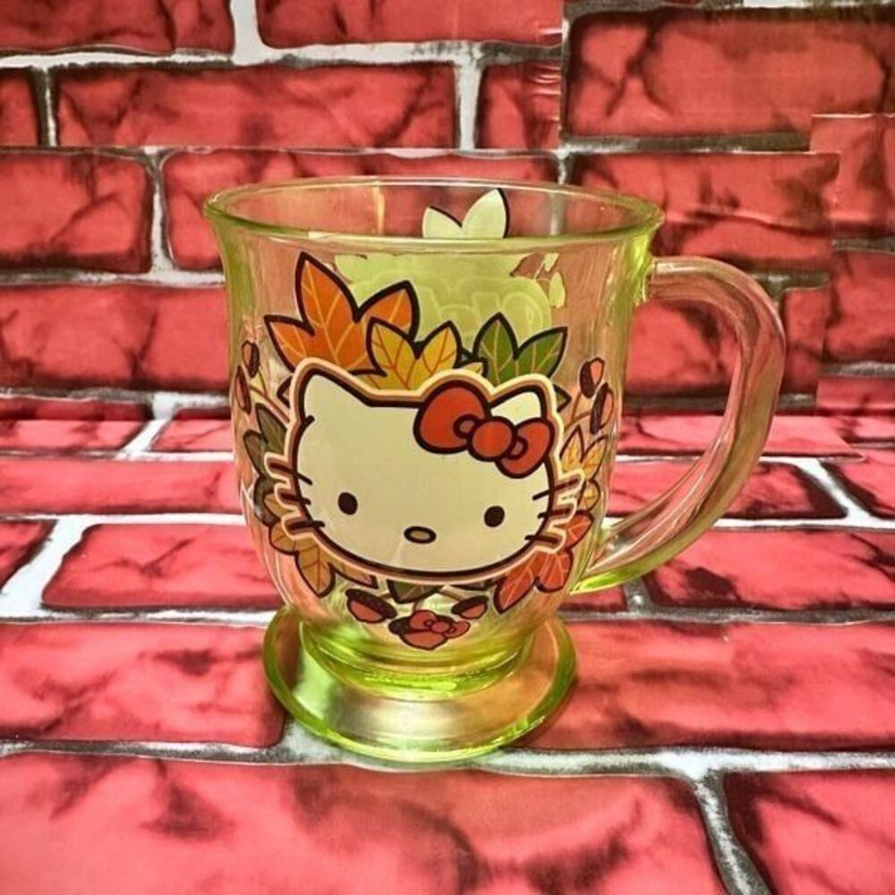 Hello Kitty Glass coffee Mug 15 onz